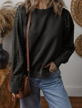 Load image into Gallery viewer, Cut-out Design Contrast Round Neck Pullover
